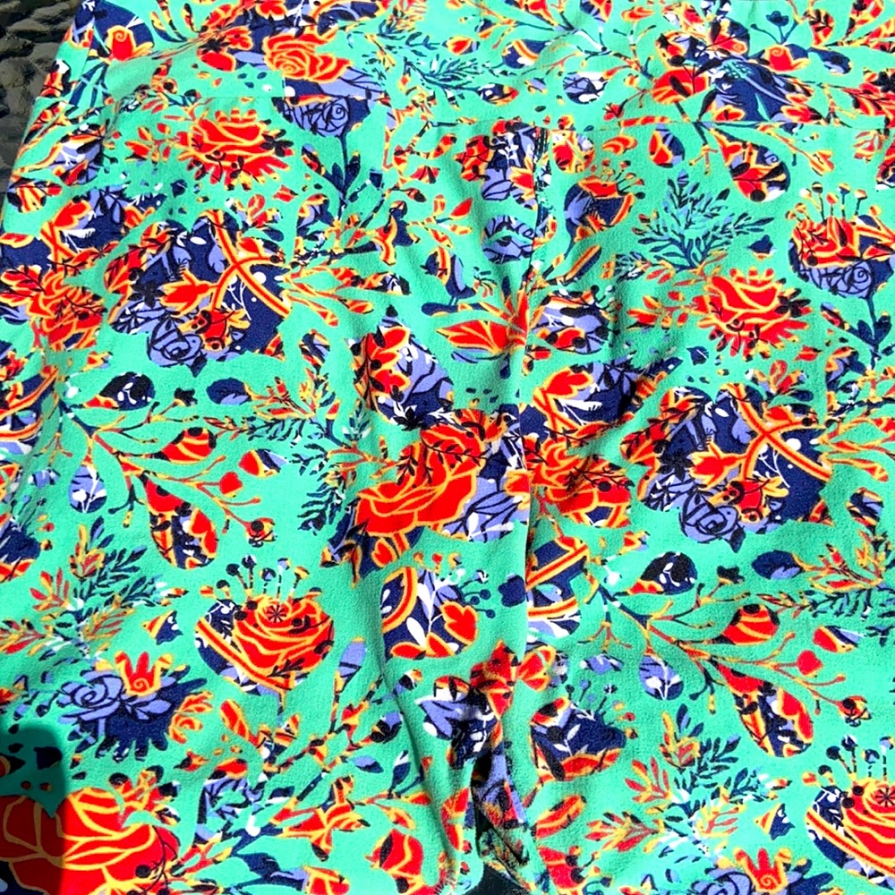 Lularoe tall & curvy leggings